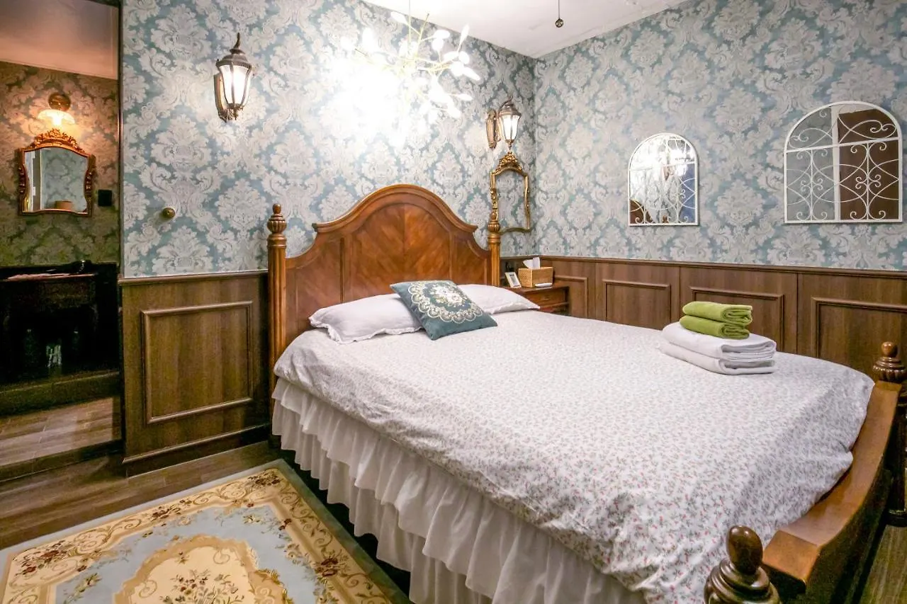 Bias K-Girl Guesthouse - Women Only Szöul Vendégház