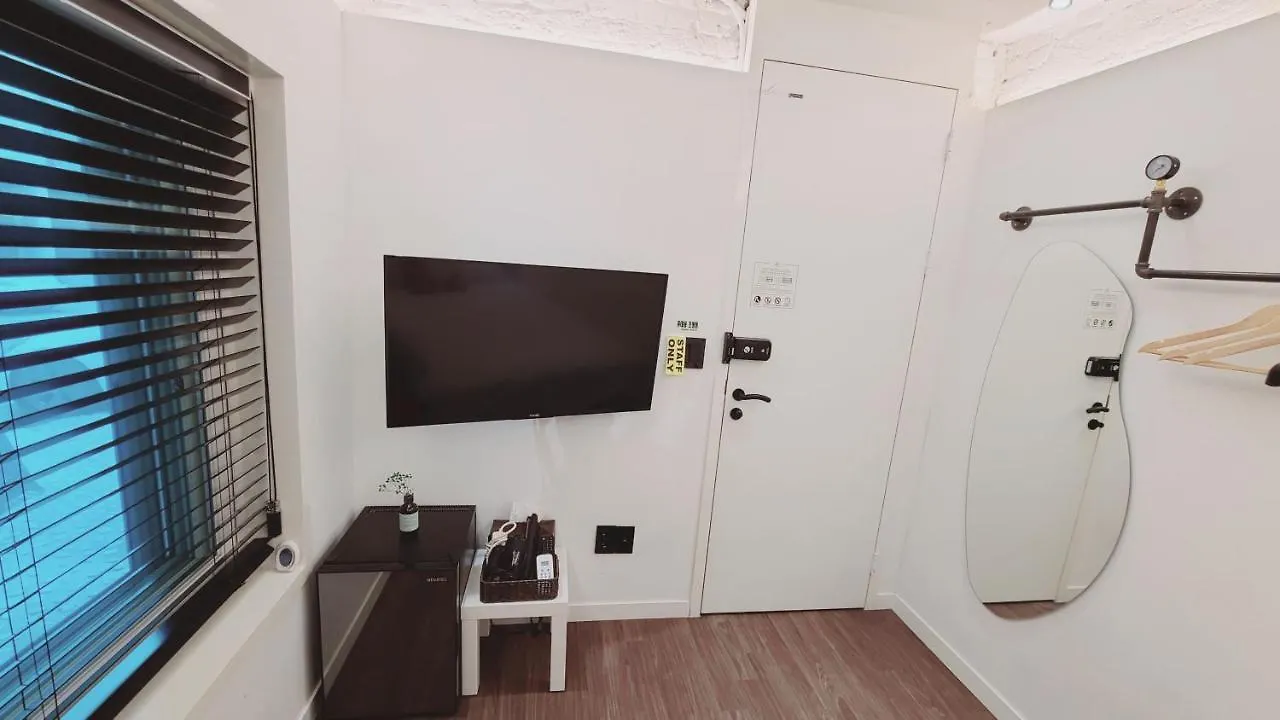 Bias K-Girl Guesthouse - Women Only Szöul